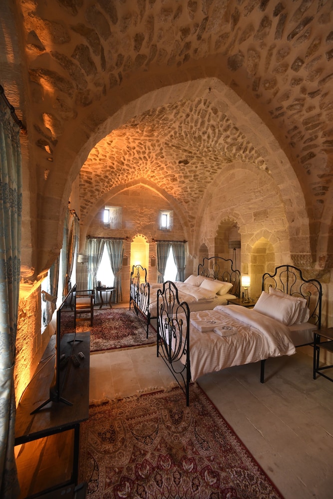 legacy mesopotamia hotel