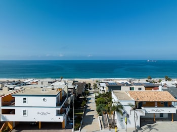 manhattan beach