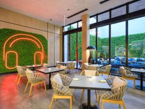 ibis world trade centre dubai