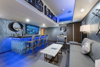 shade hotel