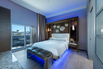 shade hotel