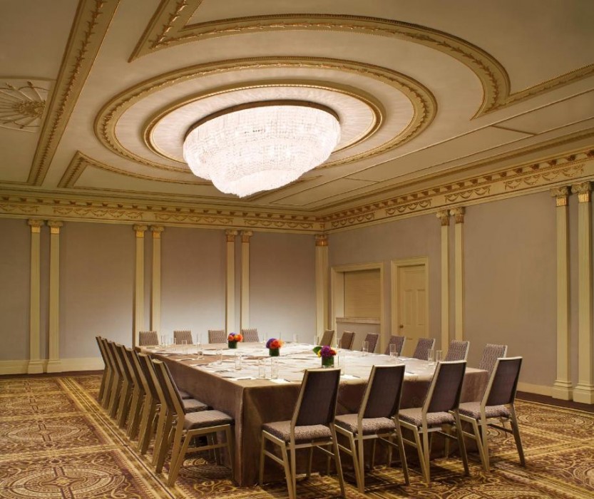 sheraton commander hotel