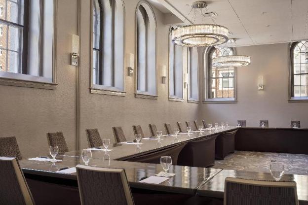 sheraton commander hotel