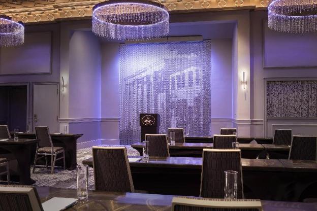 sheraton commander hotel