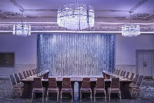 sheraton commander hotel