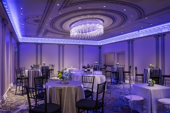 sheraton commander hotel