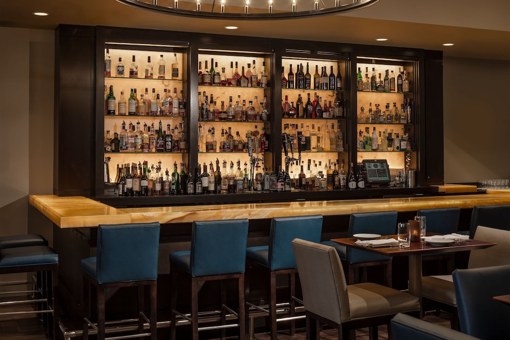 sheraton commander hotel