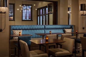 sheraton commander hotel