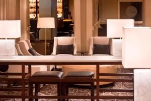 sheraton commander hotel