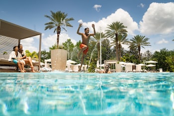 the ritz carlton residences orlando grande lakes