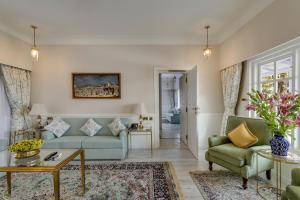 kinwani house by aalia collection