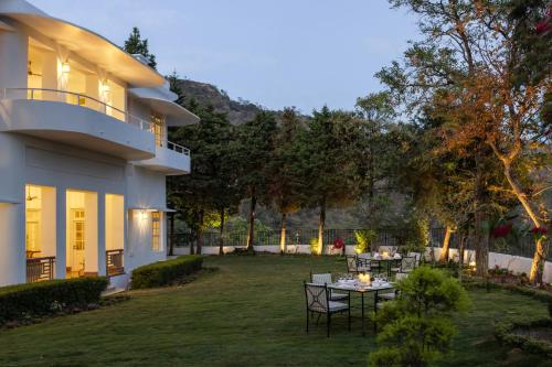 kinwani house by aalia collection