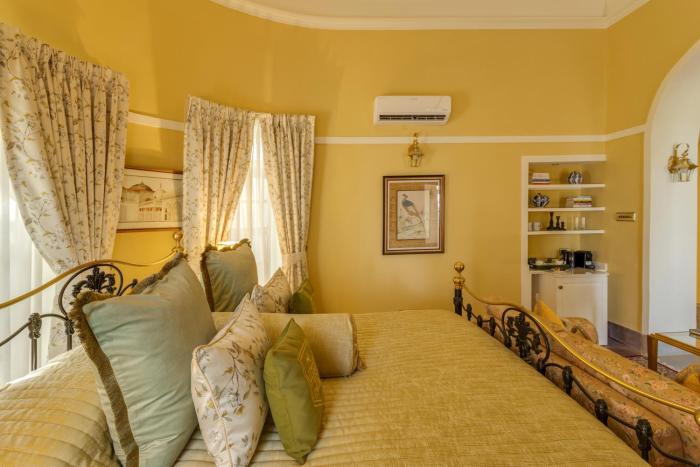 kinwani house by aalia collection