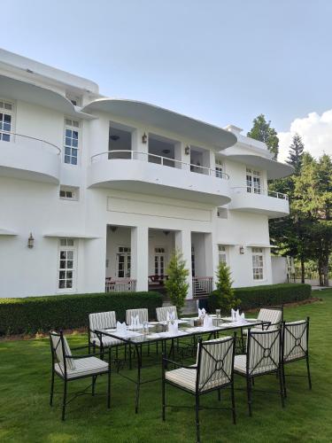kinwani house by aalia collection
