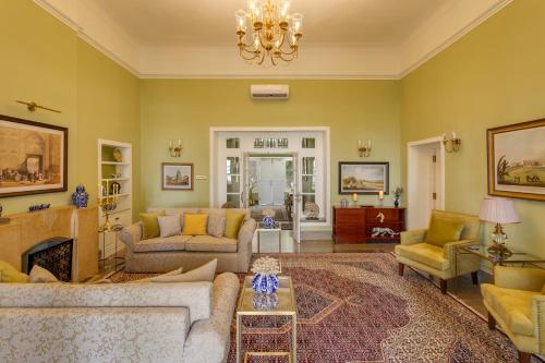 kinwani house by aalia collection