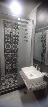 nour echames hotel cheraga