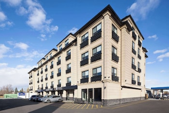 baymont by wyndham west edmonton