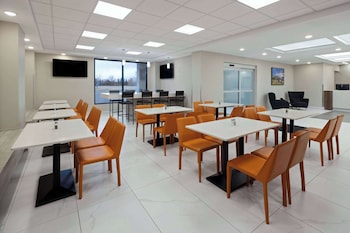 baymont by wyndham west edmonton