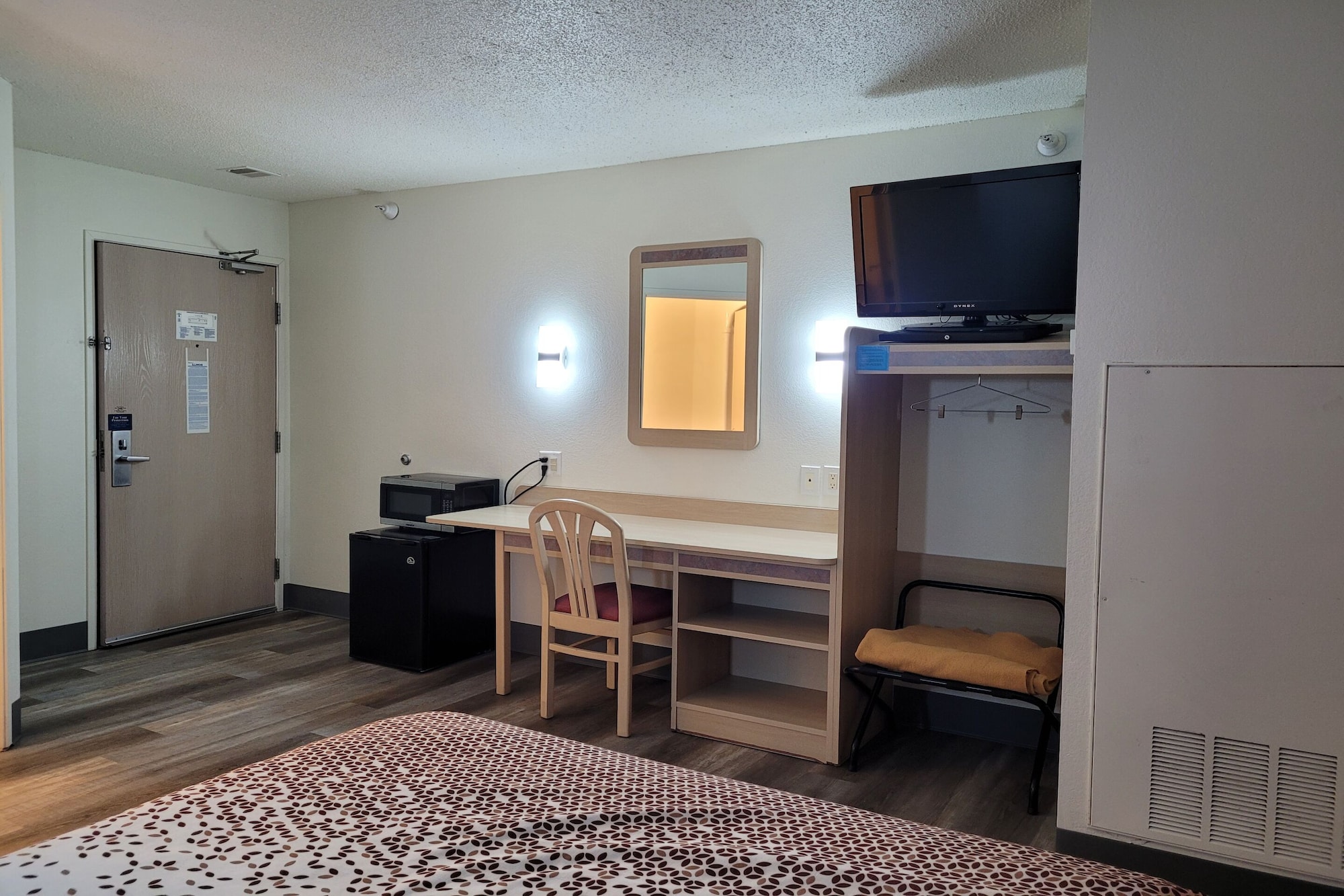 modern stay 39 lakeview by oyo minonk garden