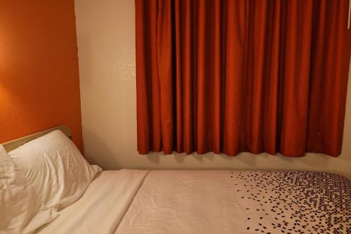modern stay 39 lakeview by oyo minonk garden
