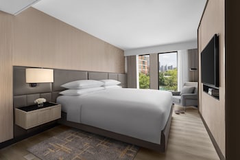 marriott executive apartments bangkok townhall sukhumvit