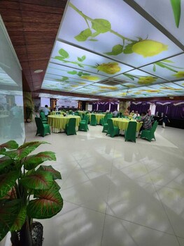 hotel kubah 9