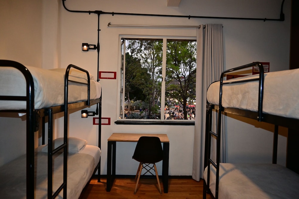 hostel mundo joven
