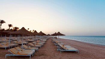 sunset boutique resort sahl hasheesh