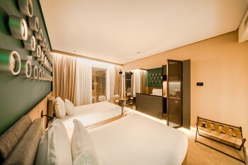 the nine lifestyle experience