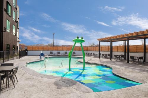 courtyard by marriott kodak sevierville