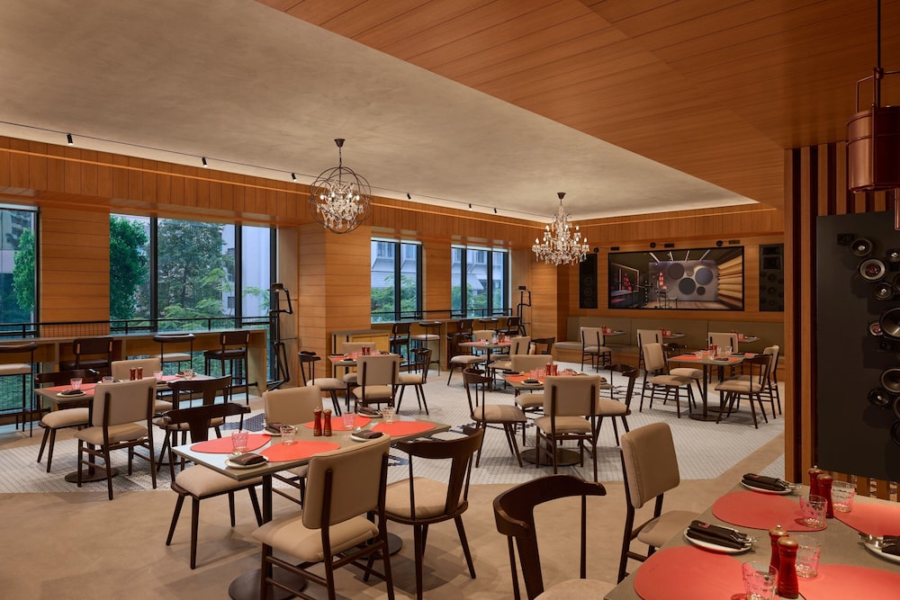 moxy mumbai andheri west