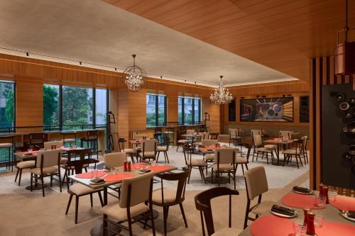 moxy mumbai andheri west