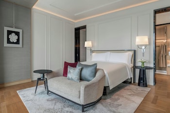 the ritz carlton bangkok