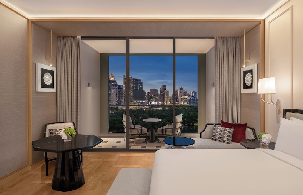 the ritz carlton bangkok