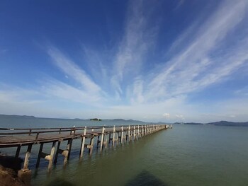 jansom beach resort ranong