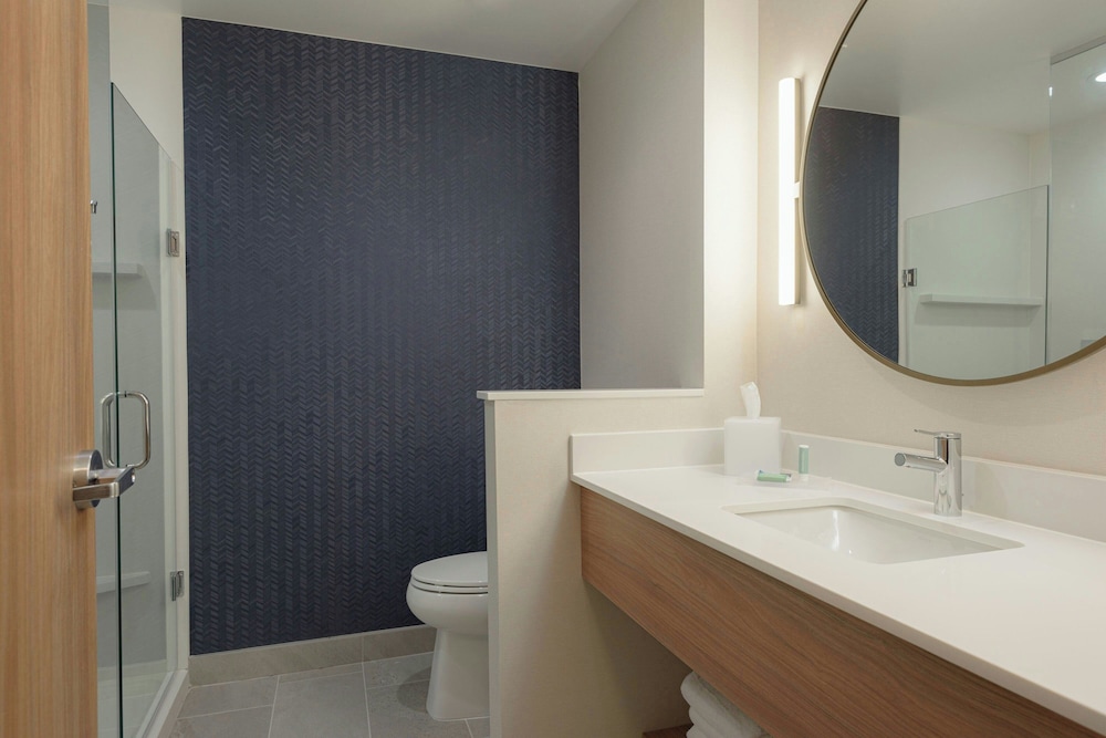 fairfield by marriott inn and suites cincinnati oakley