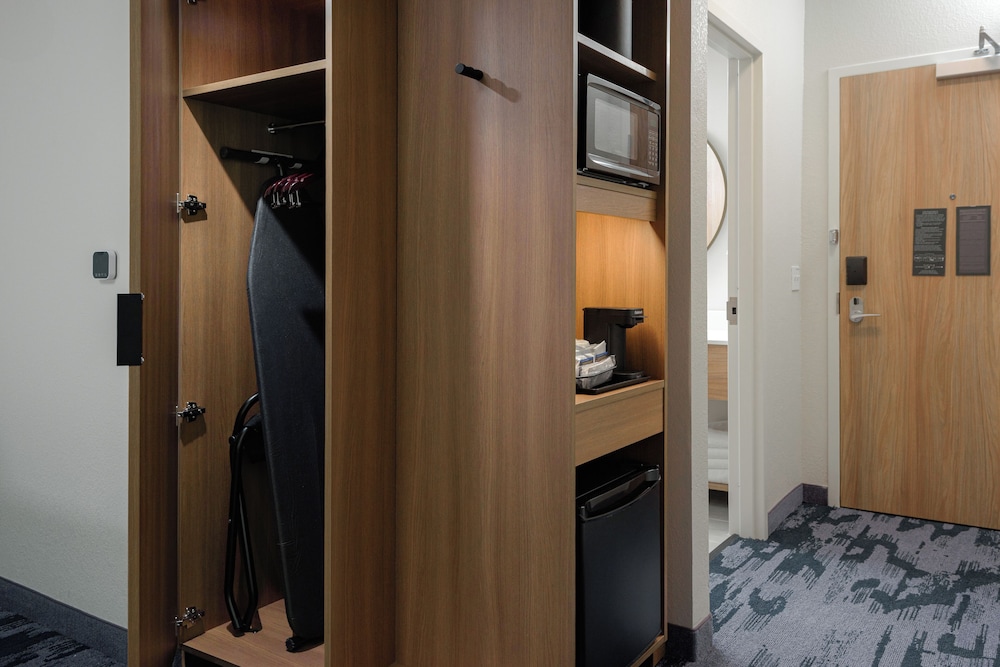 fairfield by marriott inn and suites cincinnati oakley