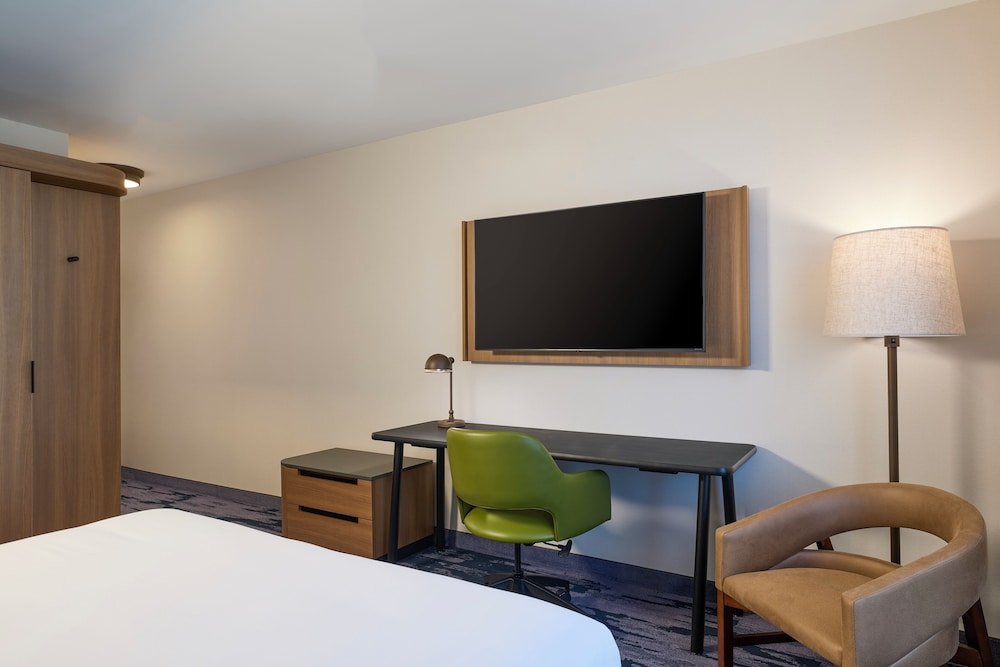 fairfield by marriott inn and suites cincinnati oakley