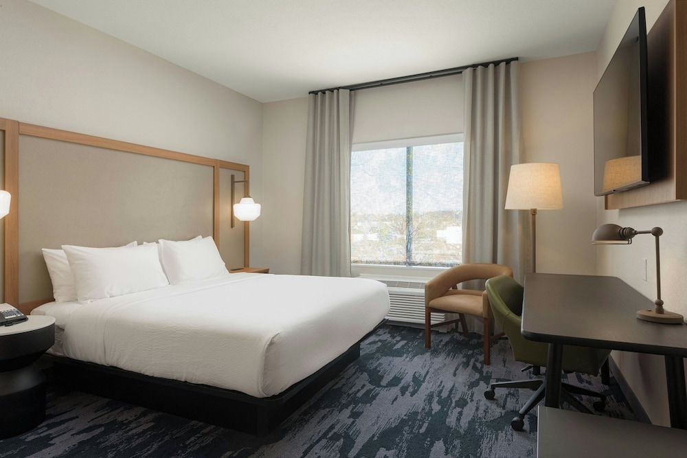 fairfield by marriott inn and suites cincinnati oakley