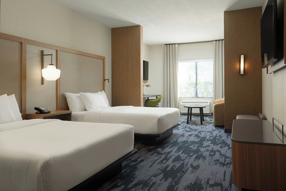 fairfield by marriott inn and suites cincinnati oakley