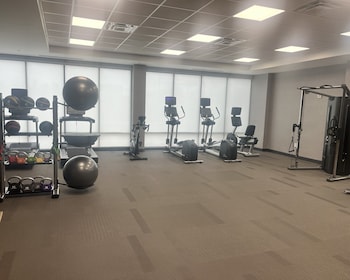 fairfield by marriott inn and suites cincinnati oakley