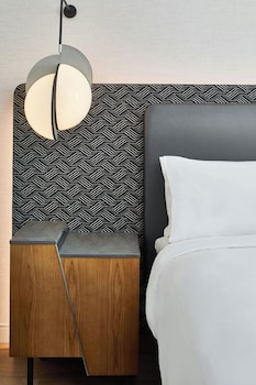 hotel celare cincinnati midtown a tribute portfolio hotel