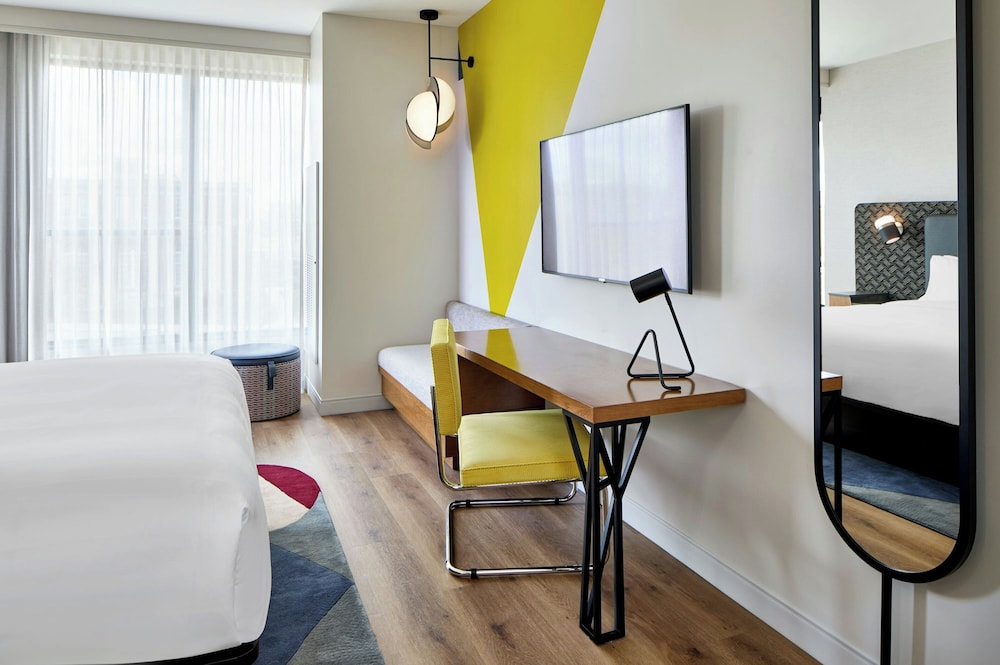 hotel celare cincinnati midtown a tribute portfolio hotel