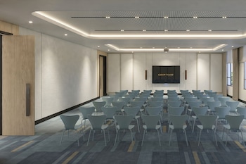 courtyard by marriott dakar diamniadio