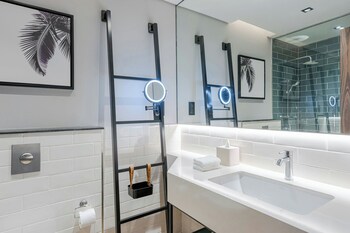 four points by sheraton king abdulaziz