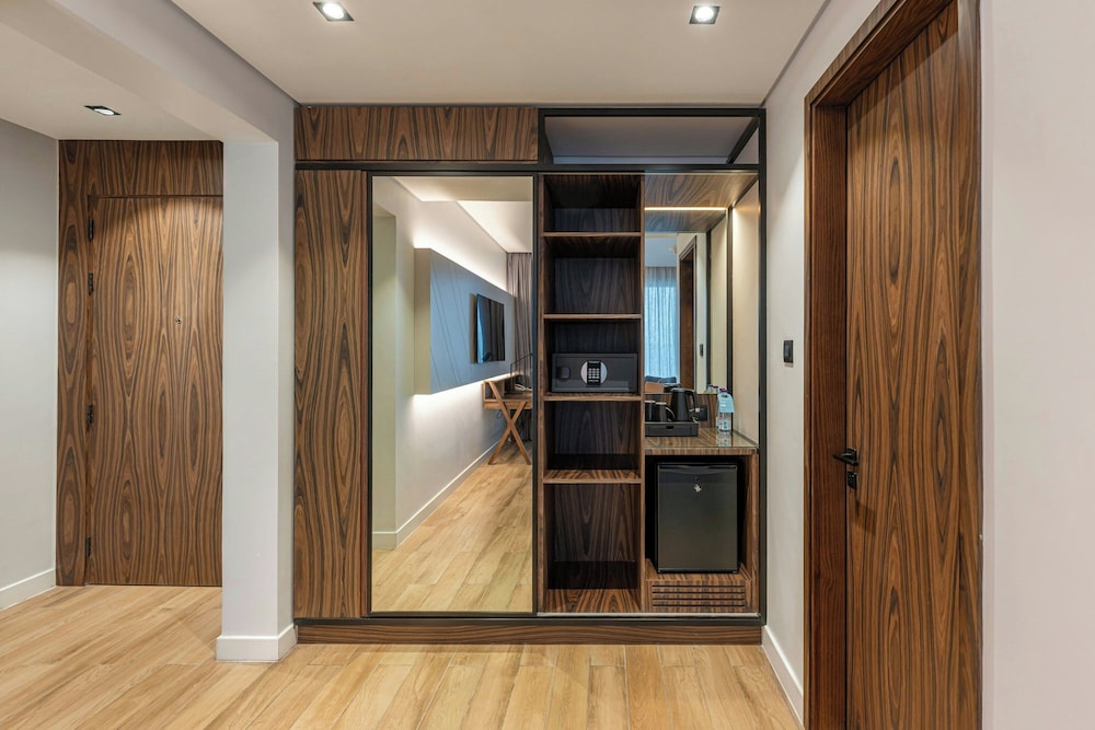 four points by sheraton king abdulaziz