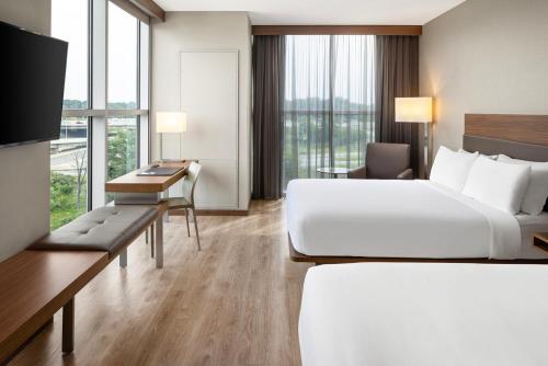ac hotel pasadena