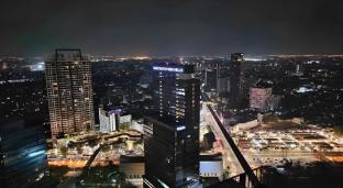 the quarter ratchayothin by uhg