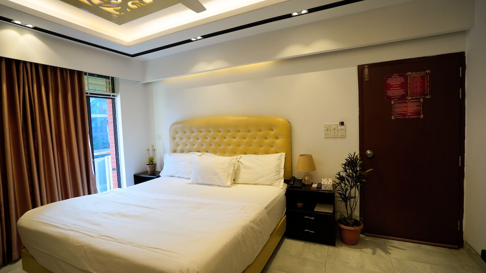 xpressmall hotels and resorts