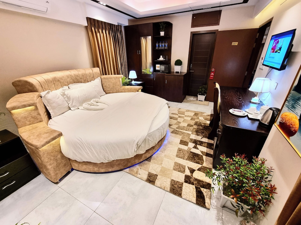 xpressmall hotels and resorts